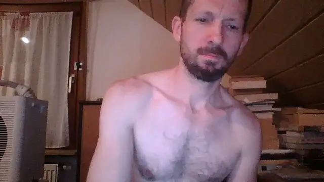 MuscleOtter Live XXX Chat