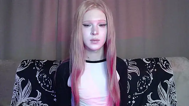 Sexpired_Princess Adlı Modelin Canlı XXX Sohbeti