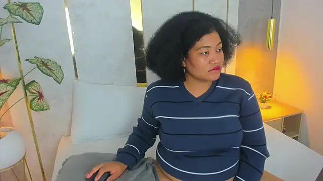Chat XXX en directo de laurel_swan