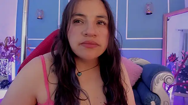 TaraTaylorr – Live XXX-chat