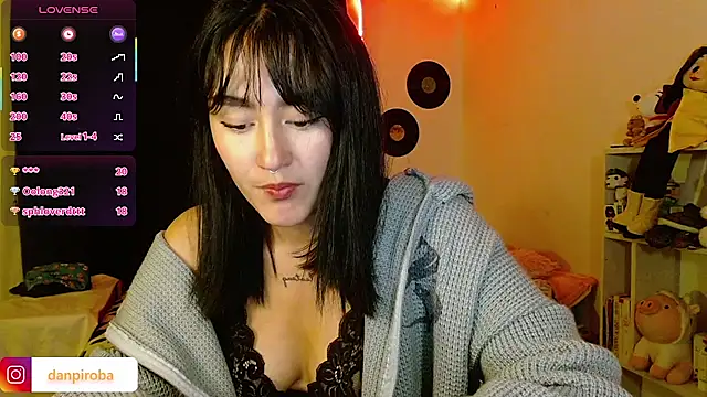 ludo_kitty 即時 XXX 聊天