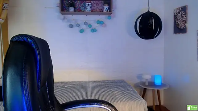 Czat XXX na żywo – noah_bluex