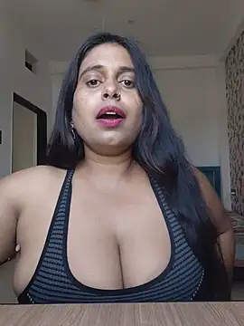 Your_darkdesire Adlı Modelin Canlı XXX Sohbeti