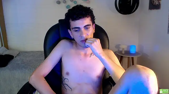 noah_bluex: απευθείας συνομιλία ΧΧΧ