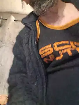 teekoine1's Live XXX Chat