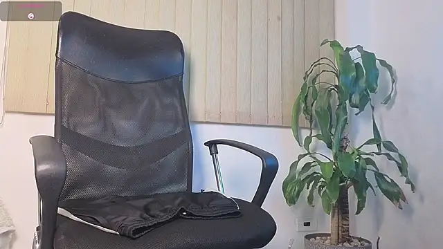 MR_EITHAN 现场XXX聊天