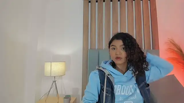XXX chat uživo modela AylinSantel