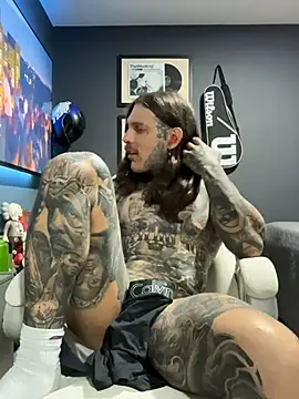 ThomasHells' Live XXX Chat