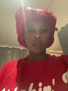 melaninxo XXX чат на живо