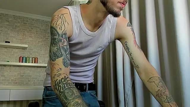 JonahShaw Live XXX-Chat