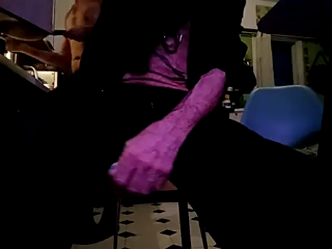 4SKINLVR Show in webcam