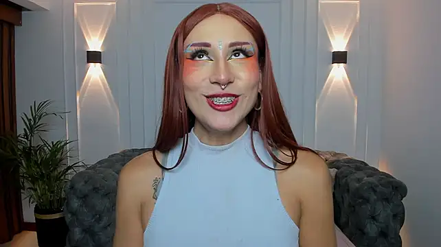 auravg XXX чат на живо
