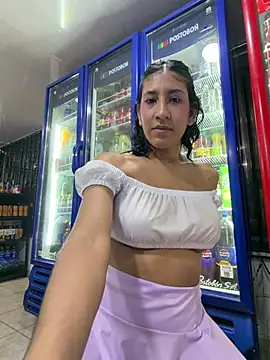 Chat +18 de Violet_rousse7 ao vivo