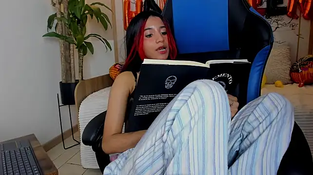 Czat XXX na żywo – Emily_bruss