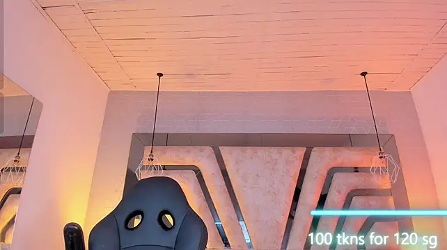 AngelineHeetのライブXXXチャット