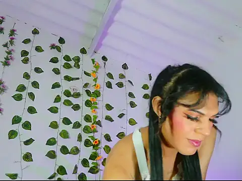 Chat +18 de VanneCatalina ao vivo