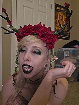 AmethystFoxx XXX чат на живо