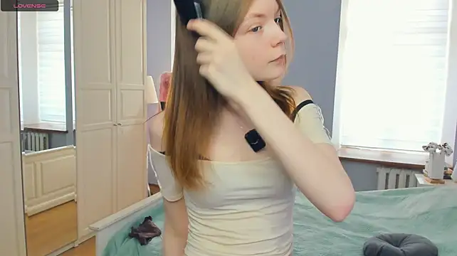Chatroom XXX en direct de LavenderMitten