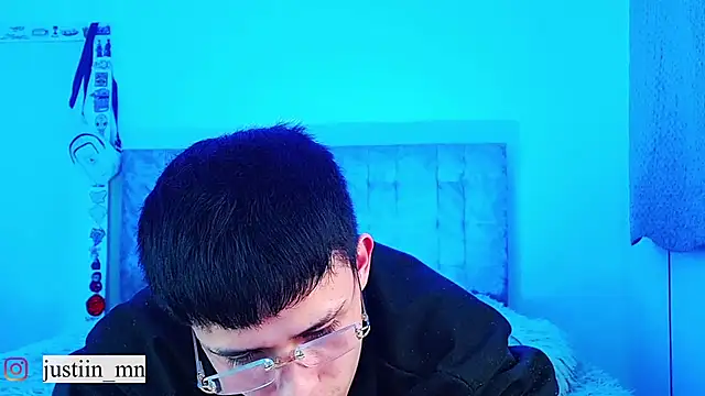 Онлайн чат XXX _justinmoon2