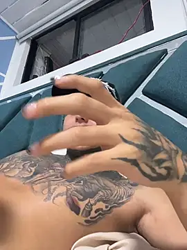 Chatroom XXX en direct de KevinSanchez420