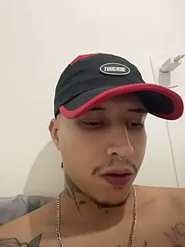 Ttinho – Naživo XXX chat