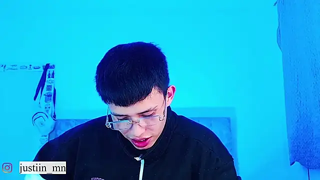 XXX chat uživo modela _justinmoon2