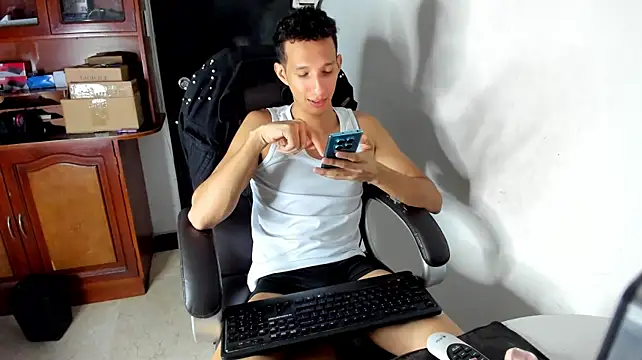 Chat +18 de AlphaMarco ao vivo