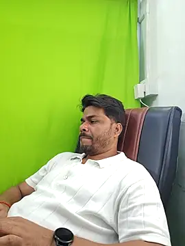 Raaz_5690n Live XXX chat