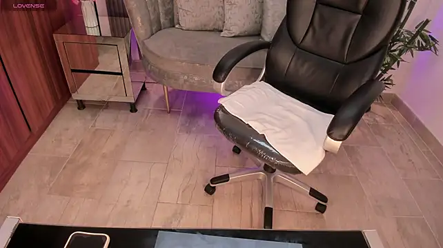 Živý XXX chat Rubi_Monroe