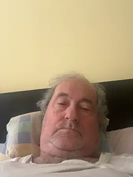 csikar's Live XXX Chat