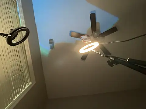 angelthegodis XXX чат на живо