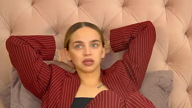 Chat +18 de AnitaVenture ao vivo