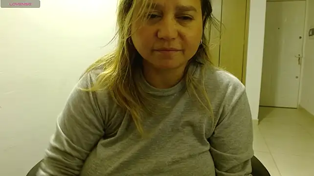 Chat +18 de LauraReeves ao vivo