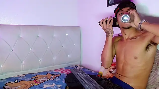 Angel_foxc13 现场XXX聊天