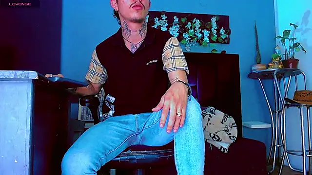 Chat +18 de HannibalLester ao vivo