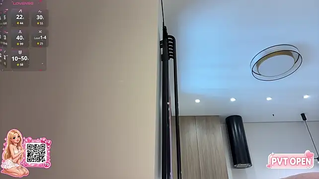 BlondieSixSeven Live XXX-Chat