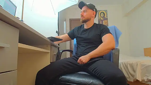 צ'אט XXX בשידור חי של Ryanstone_