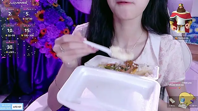 Your-Sunshinee's Live XXX Chat