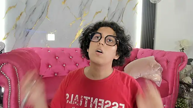 Chat +18 de Monteszzo ao vivo