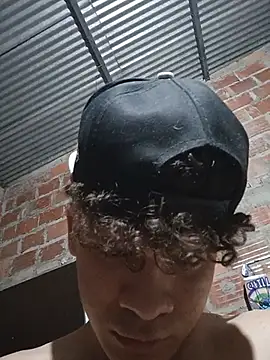 XXX chat uživo modela nilon05