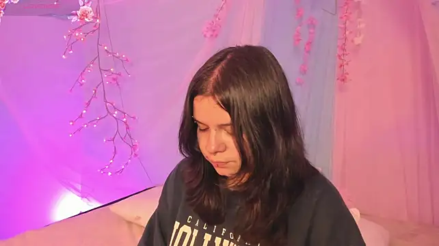 XXX chat uživo modela Mey_moon