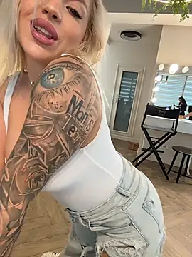 IveySin Adlı Modelin Canlı XXX Sohbeti