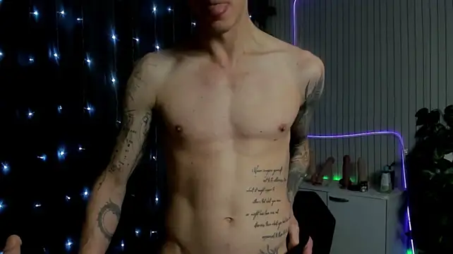 James2Inked Chat XXX in diretta