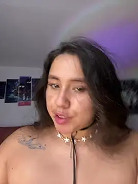 Walker_23 Adlı Modelin Canlı XXX Sohbeti