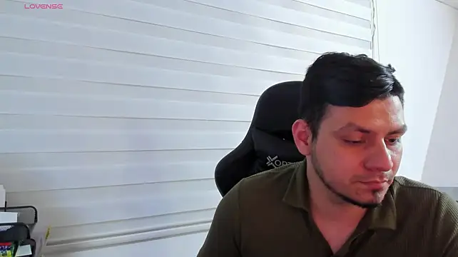 Rick_Adams 现场XXX聊天