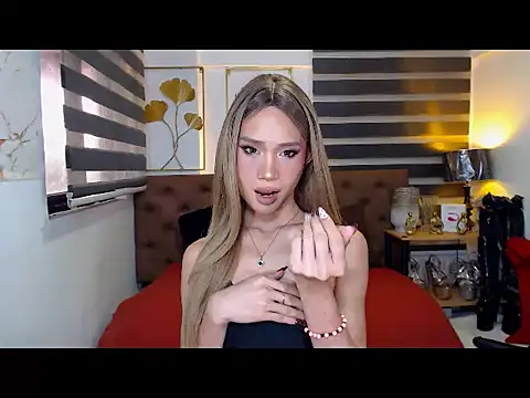 JuicyCockThea 现场XXX聊天