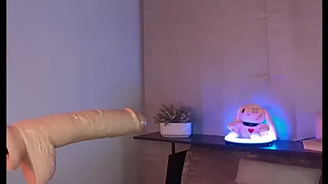ElyeRoss Chat XXX live