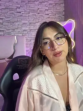 cloe_1tay Chat XXX live