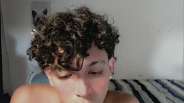 Chatroom XXX en direct de FUNNY_DICK_