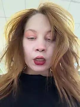 SlavicCandy Live XXX-Chat